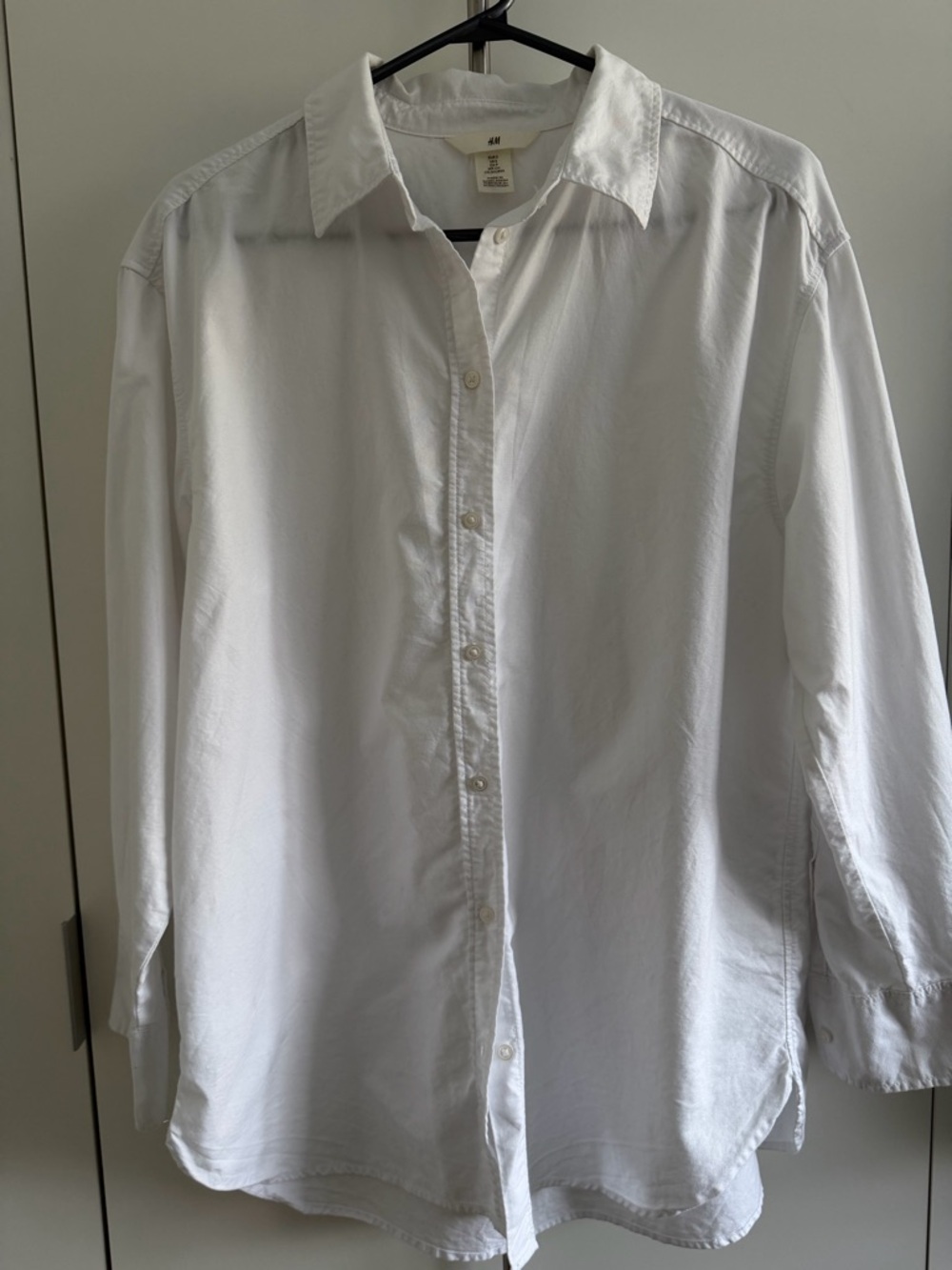 H&M White Boyfriend Button-Down Shirt (SZ S)